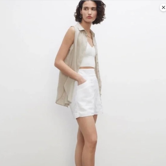 Linen Sleeveless Button-Front Blouse, New Condition - Picture 15 of 15